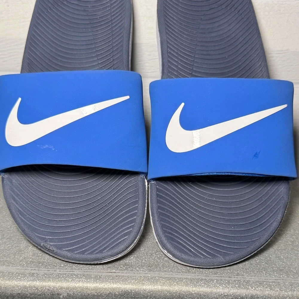 Nike Kawa Big Kid's Slides Size 4Y Blue